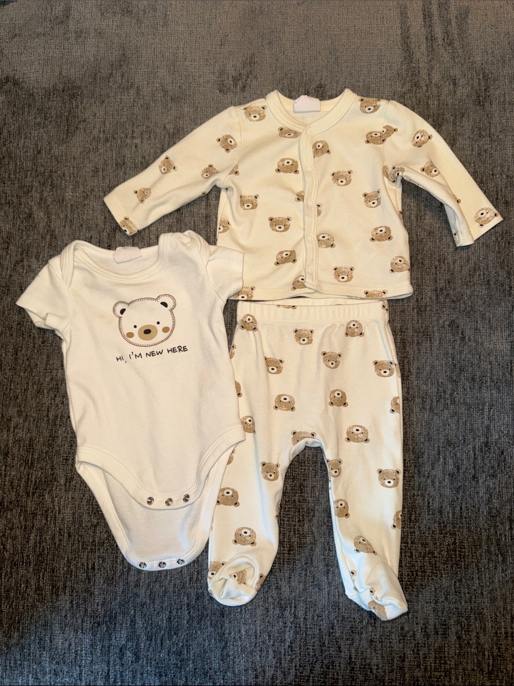 0-3 Month Neutral Cream Bear Print Baby 3 Piece Set Outfit PLAY